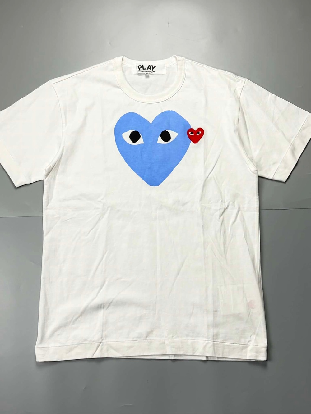Comme des Garçons PLAY Blue Heart Tee Shirt White Size M Authentic Japan